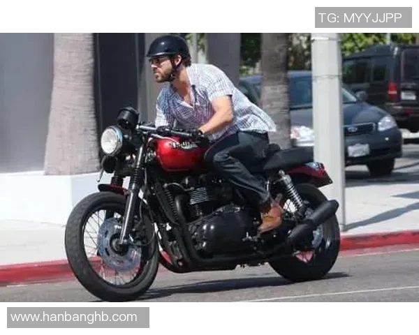 亚历山大与丹尼斯的巅峰对决谁能笑到最后的精彩较量 亚历山大与丹尼斯的巅峰对决谁能笑到最后的精彩较量