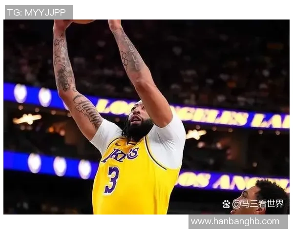 勇士与湖人夏季联赛激战回顾新星表现与战术分析