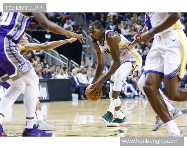 勇士与国王激战正酣直播速递全程回顾与精彩瞬间分析